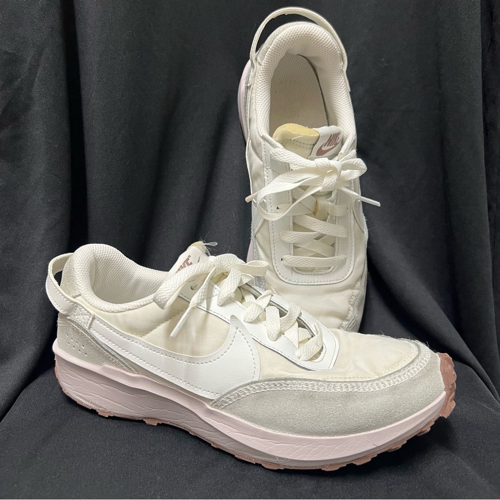 Nike Women's Waffle Debut in Smokey Mauve